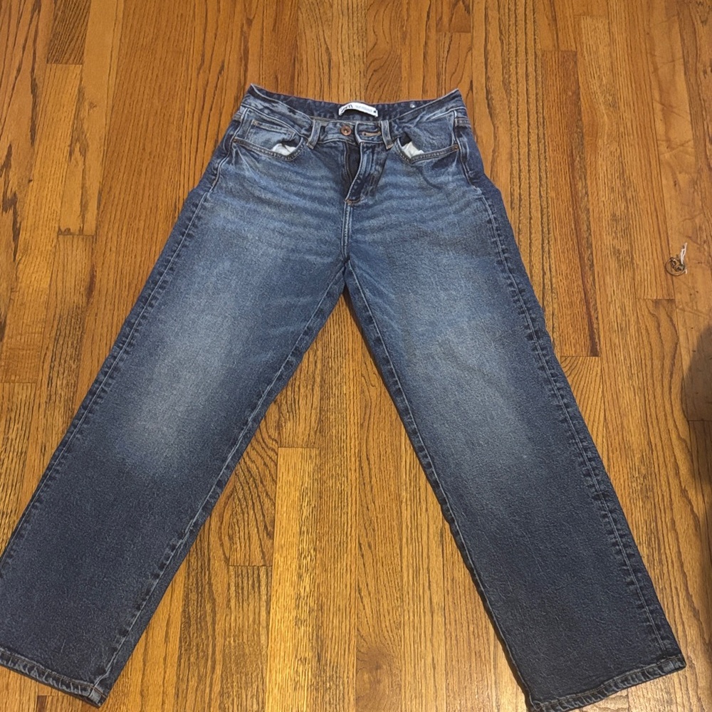 Zara Relaxed Fit Blue Jeans